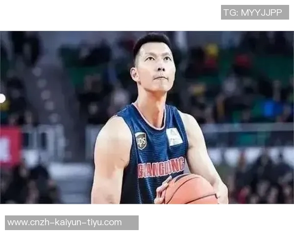 杨毅专访易建联解读篮球背后的故事与网友的评价反响